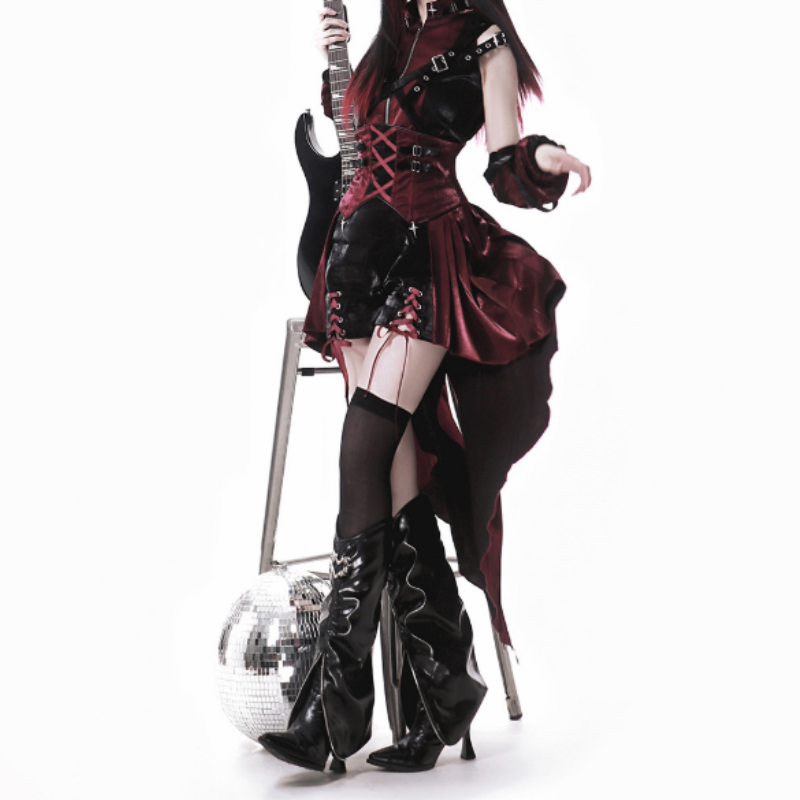 Ensemble Gothique Rouge Obsidienne Robe Corsetée Bordeau Noir Style Cyber Goth Alternatif