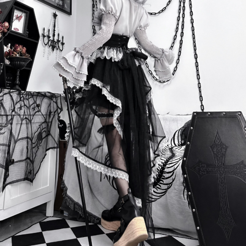 Ensemble Gothique Lolita Noir Élégie Robe à Volants Corset Style Sombre Raffiné