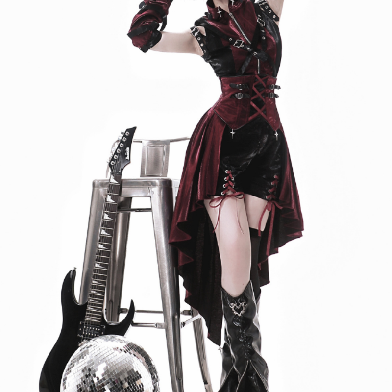 Ensemble Gothique Rouge Obsidienne Robe Corsetée Bordeau Noir Style Cyber Goth Alternatif